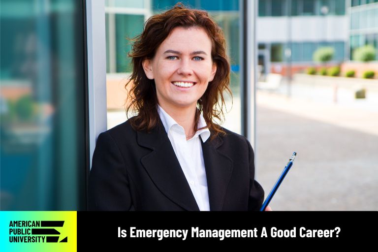 is-emergency-management-a-good-career emergency management career professional