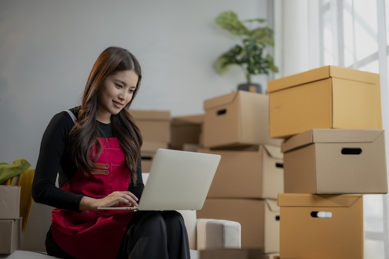 woman learning how to start a small business