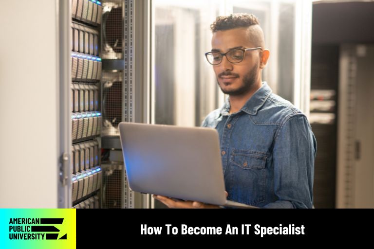 how-to-become-an-it-specialist IT specialist